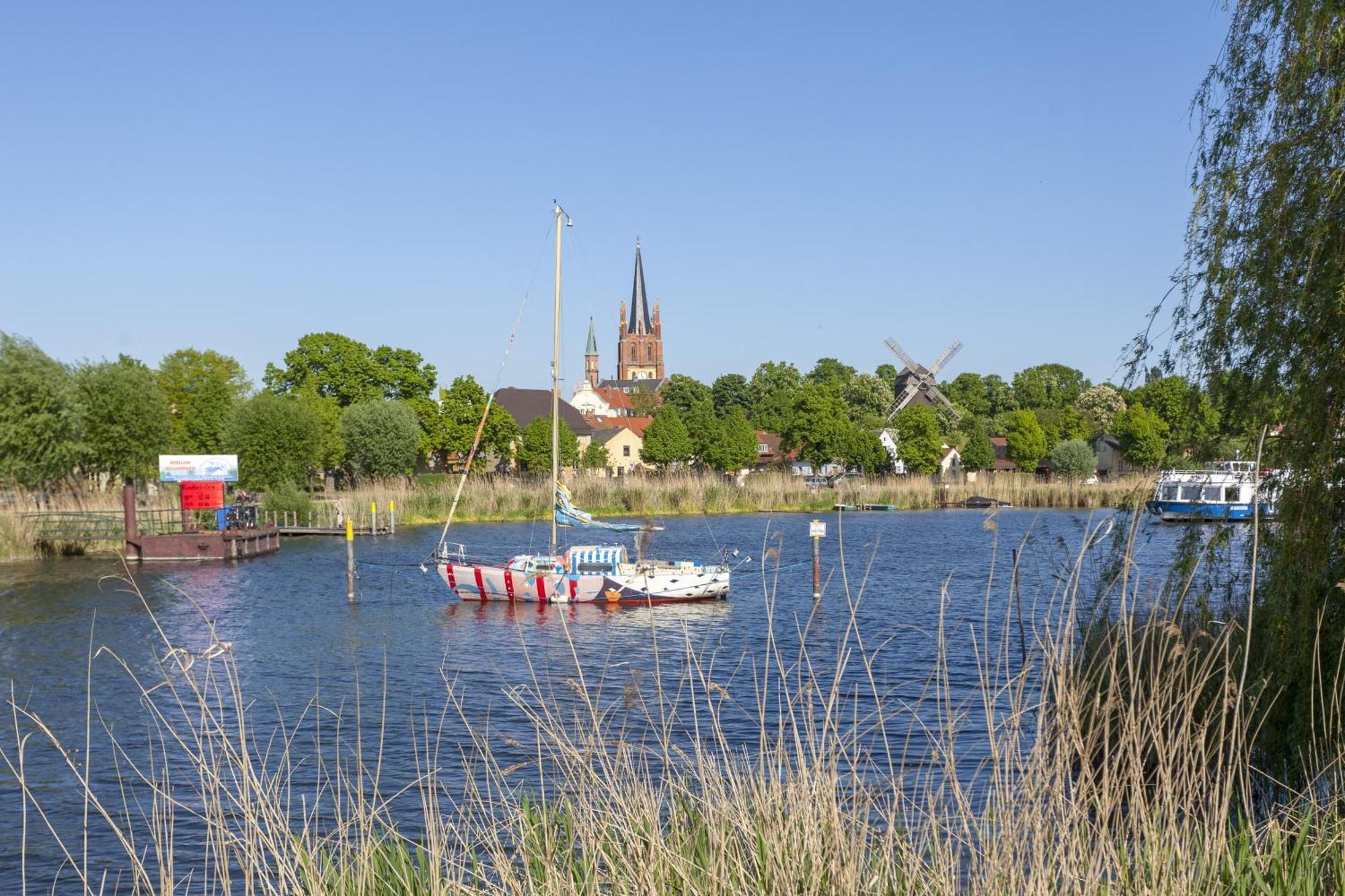 Hotel Zur Insel Вердер Экстерьер фото